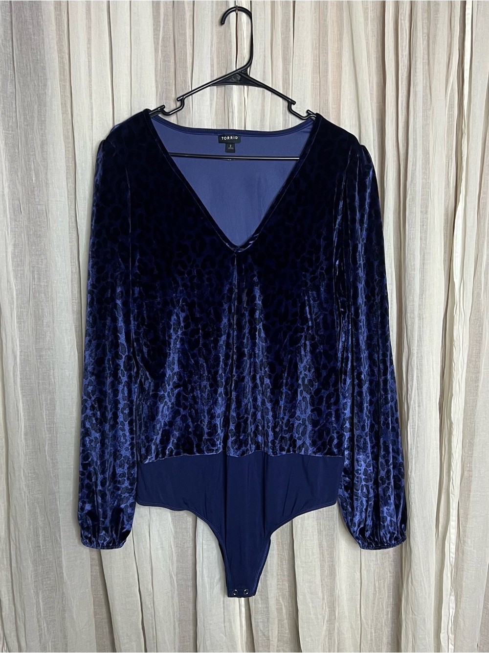Torrid Blue Leopard Long Sleeve Bodysuit - Picture 2 of 6